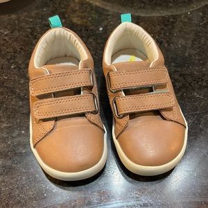 Lightly Used Ten Little Brown Leather Shoes Size 7